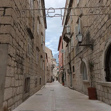 Апартаменты Old Town
